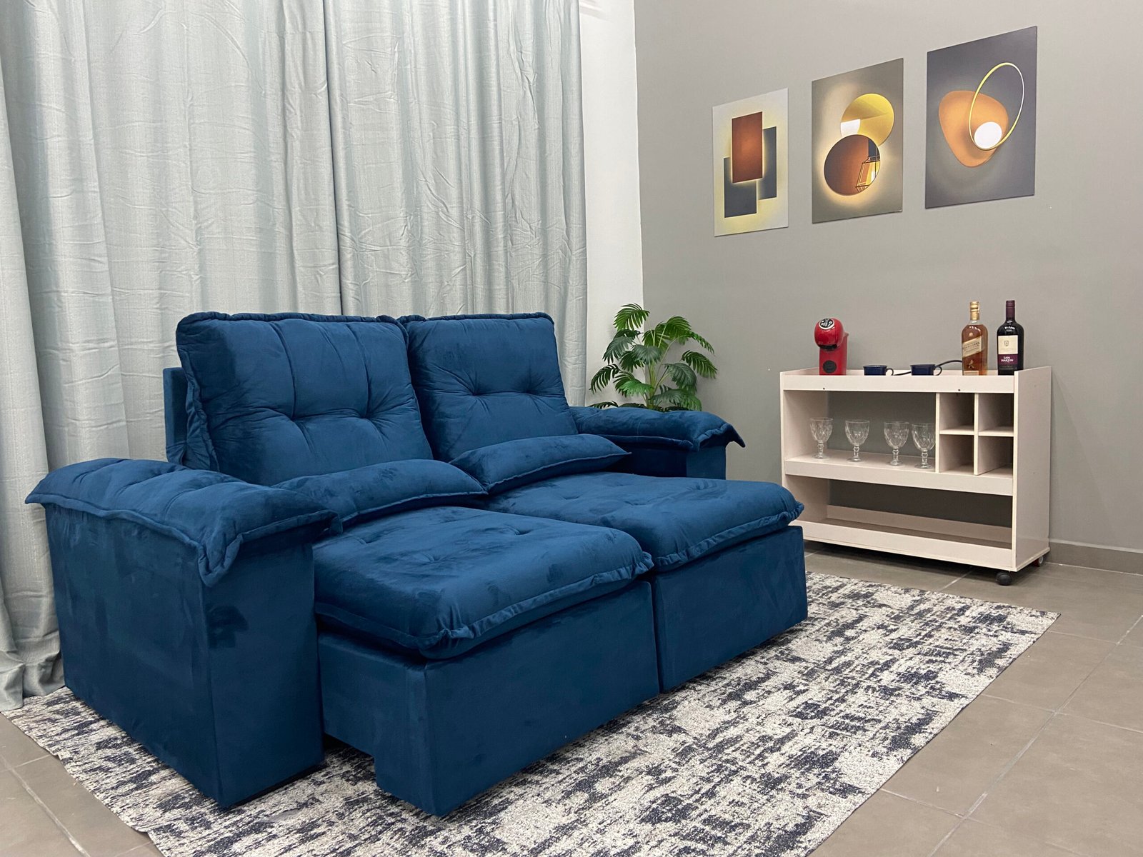 Sofá Arsenal 4 Lugares Retrátil e Reclinável 230cm Tecido Veludo Aifos - Imagem 4